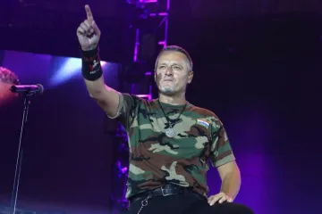 Nikako se ne mogu dogovoriti je li Thompsonov 'Za dom spremni' prekršaj ili ne