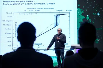 'Ušli smo u slijepo crijevo civilizacije'; spominje i ratove koje će voditi roboti...