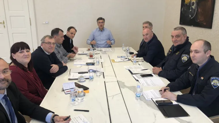 U Europi 121 oboljela osoba: Plenković s Kriznim stožerom o prevenciji &scaron;irenja koronavirusa