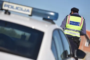 Vozač auta udario u kamion Hrvatske vojske i poginuo. Ozlijeđena dva vojnika