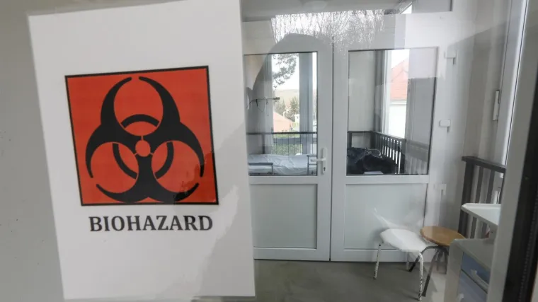 PRIMORSKO-GORANSKI STOŽER ZA ZARAZNE BOLESTI: Tridesetak osoba pod nadzorom epidemiologa, nađena lokacija za moguću izolaciju