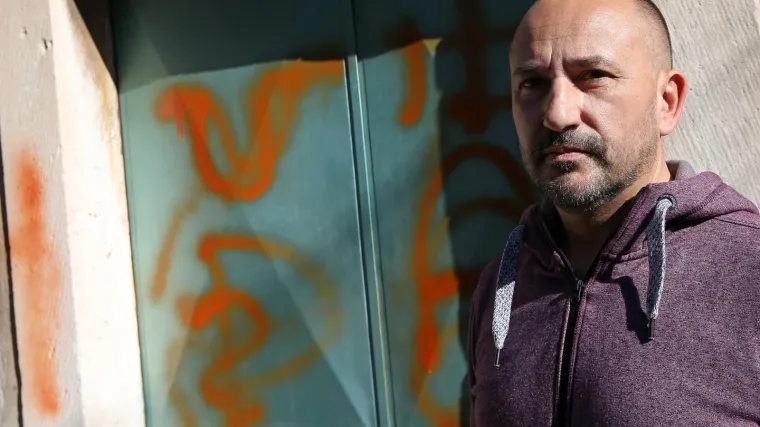 Zekanović se požalio: 'O napadu na moju kuću svi &scaron;ute, ali ne i kad pogode Pupovca kri&scaron;kom limuna'