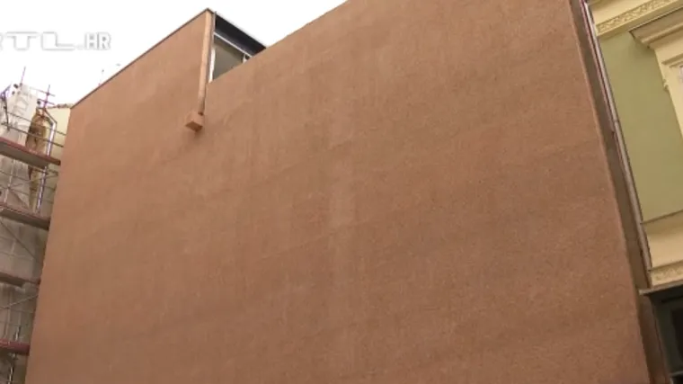 Šef Adrisa angažirao portugalskog arhitekta, koji je sakrio poglede s ulice