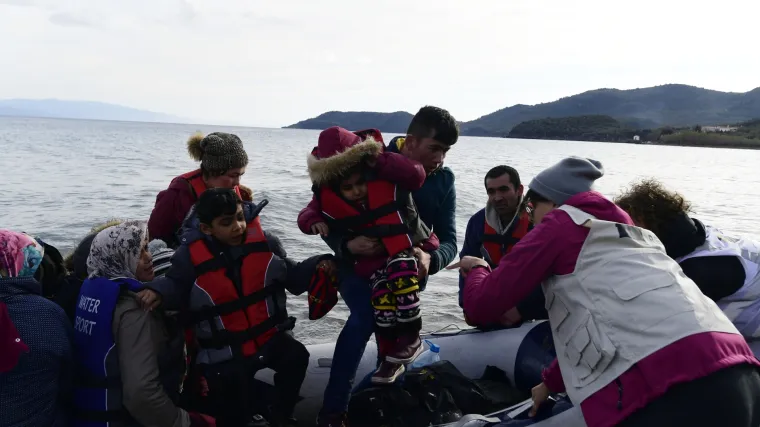 Stotine migranata iz Turske idu prema Europskoj uniji: Turska policija ih neće zadržavati