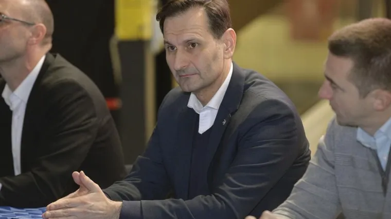 'Danas je prvi dan kampanje. Neka bude odvažan i predloži vrijeme i mjesto'