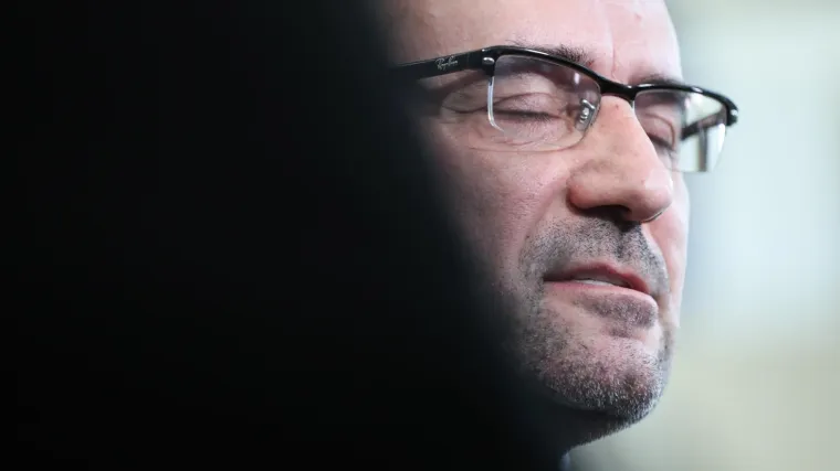 Dobio je virusnu upalu pluća i završio na Zaraznoj