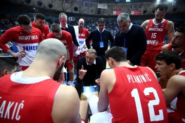 Ovo je prava katastrofa; Trebali bi se zapitati neke stvari