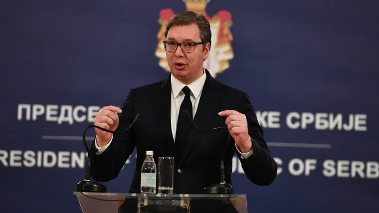 Vučić umiruje građane: 'Srbija neće dozvoliti da bude parking za migrante, zaštitit ćemo svoje granice'