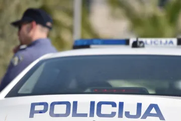 Teška nesreća kod Novske: Autom udarila biciklisticu, u bolnici se bori s ozljedama opasnim po život