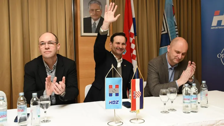 Kovač u Puli: 'HDZ mora učvrstiti identitet jer je mnogima neprepoznatljiv'