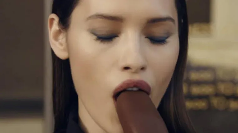 FRAJER UPITAO LJUDE KOJE FETIŠE SKRIVAJU, A ODGOVORI ĆE VAS ZAPANJITI: Neki su slabi na likove iz crtića, a neki... Uf...