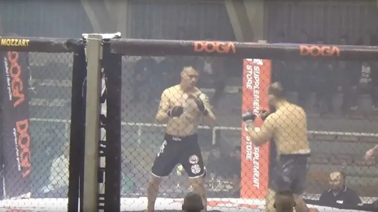 Hrvat u Srbiji u&scaron;ao u kavez i hladno nokautirao suparnika