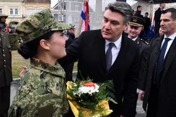 Prisegnuo 27. naraštaj ročnika, Milanović im poručio: 'Mjesto vam je u Hrvatskoj i za to ću se zalagati'