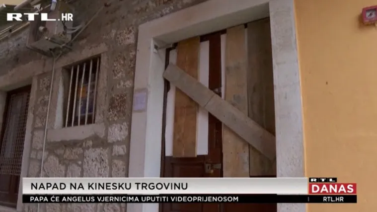 Uslijed širenja koronavirusa, huligani su razvalili vrata kineskog dućana