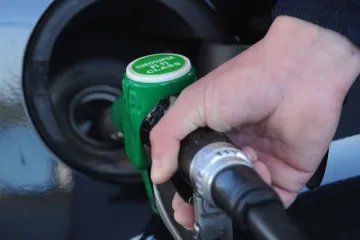 Evo koliko ćete sada plaćati za litru i kolika će biti ušteda na prosječnom spremniku