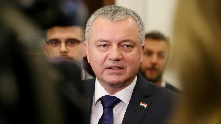 'Nadam se da će svi oni koji su tražili povećanje plaća biti svjesni kad se stvari budu smanjivale'