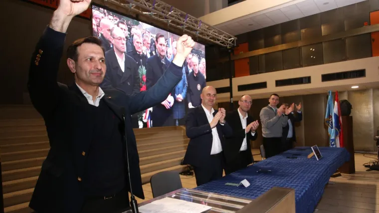Kovač: 'Želim da HDZ bude nepobjediv, a da Hrvatska postane jadranski tigar!'