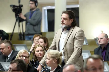 'U ime zdrave pameti': Kujundžić predložio odgodu izbora u HDZ-u zbog koronavirusa