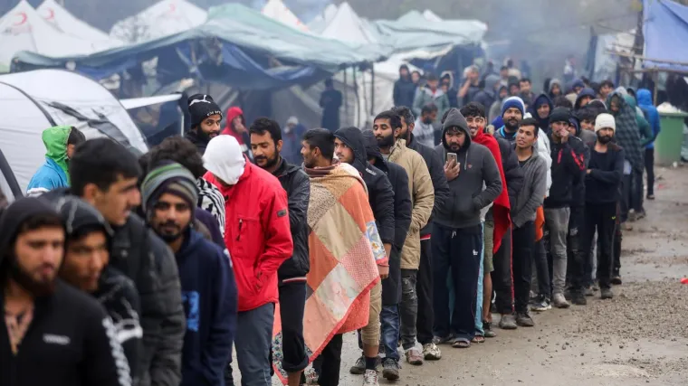 Migrant koji pristane na povratak kući s grčkih otoka dobit će 2000 eura