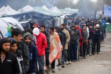 Migrant koji pristane na povratak kući s grčkih otoka dobit će 2000 eura