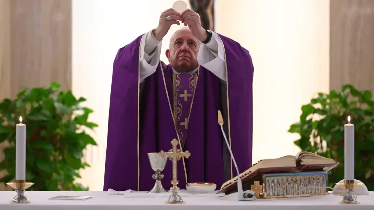 Uskrsni obredi bez vjernika zbog straha od koronavirusa