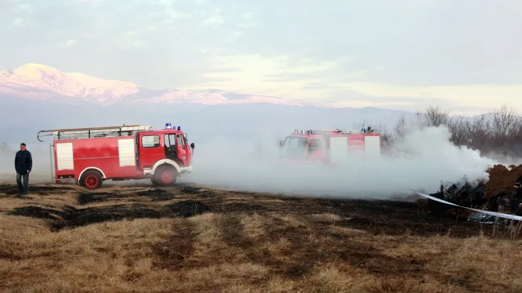 Brač: Izgorjelo 50 hektara borove &scaron;ume, požar gasilo 120 vatrgasaca