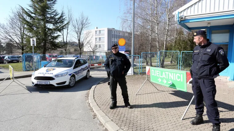 Zaraženi iz Ogulina bio s djetetom na pedijatriji: Dezinficira se, na snazi novi režim rada