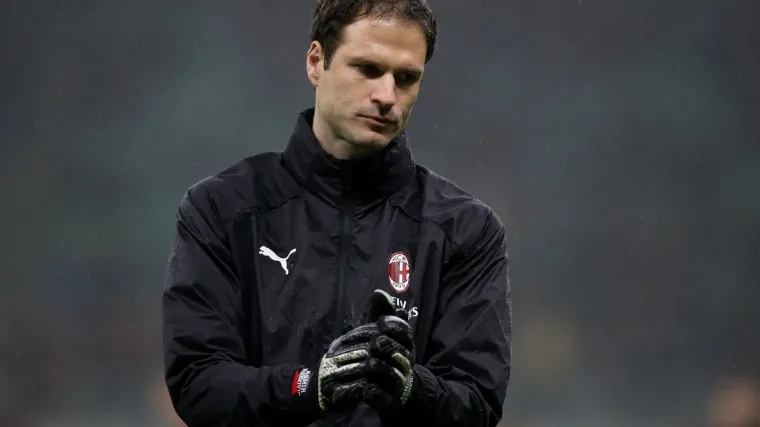 Begović zarobljen u karanteni - 'Noćna mora. Toliko mrtvih i zaraženih'