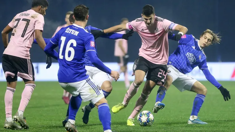 Ni koronavirus ih nije spriječio. Pogledajte tko je dobio u neobičnom meču