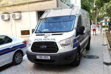 66-godišnjak nakon njihova napada preminuo u kolima Hitne