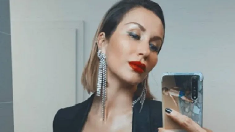 'K sebi ne mogu doć'. Pa je*ote, zbog njih smo doma. Ne smijem ni reć' &scaron;ta mislim'