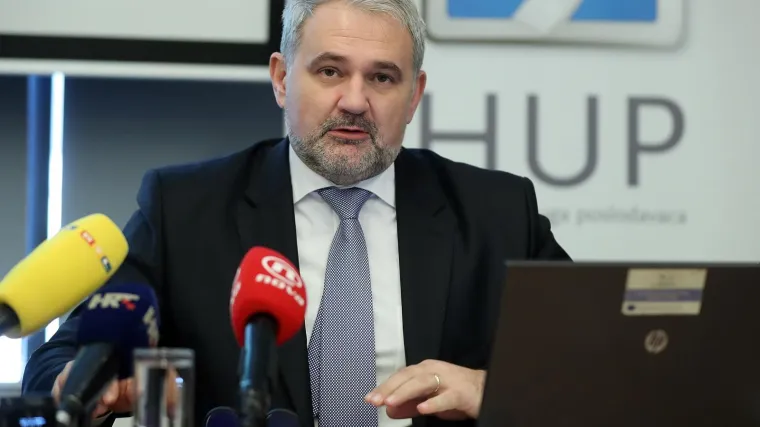 'Neka se država odrekne dijela prihoda od nameta'