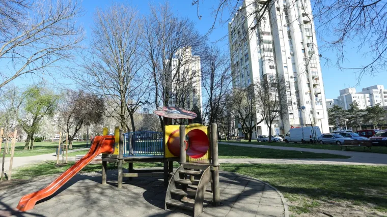 'Ovo nisu praznici! Sutra zatvaramo dječja igrališta i šaljemo ophodnje. U subotu kreće dezinfekcija grada'