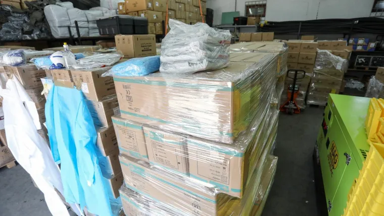 Tone opreme: Pogledajte što je sve arapski šeik donirao Hrvatskoj za pomoć oko koronavirusa