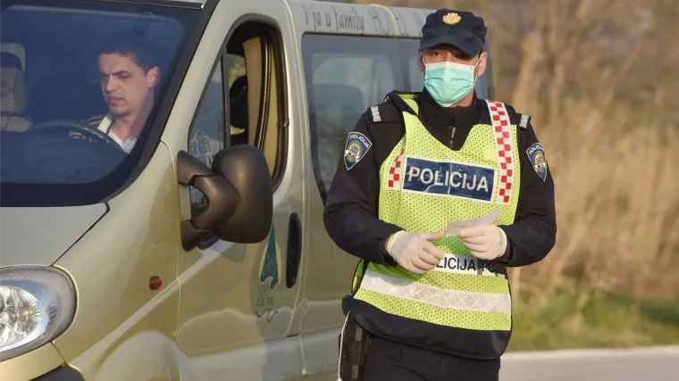 Policija upisuje sve koji dolaze u Osječko-baranjsku županiju