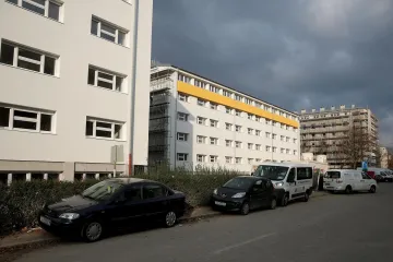 Osiguran im je smještaj u studentskom domu Cvjetno