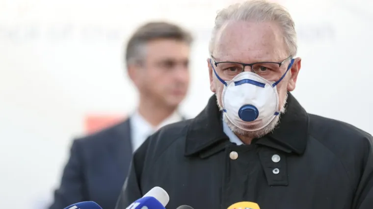 Nema vi&scaron;e putovanja iz grada u grad, zatavraju se sve tržnice; U Rijeci zaražen liječnik