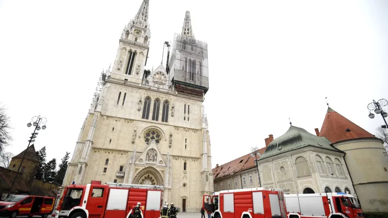 'Drži nam se naš Zagrebe... Ovo su jako teška vremena'