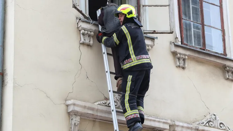 Možda nam je trebala ovakva kataklizma. Kad sve prođe neka ostane samo ponos