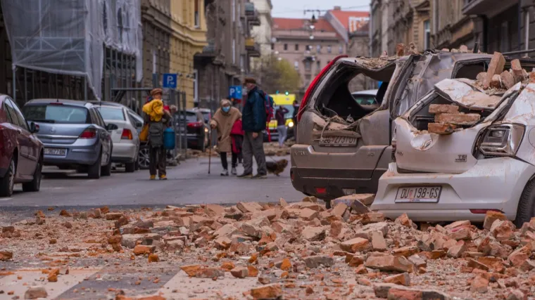 Zašto potrese ne možemo predvidjeti i što napraviti ako se nađete u ruševinama