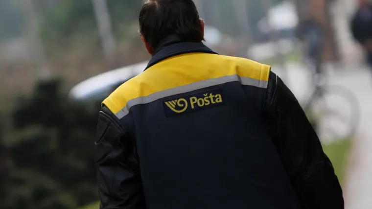 Prijete im pročelja zgrada o&scaron;tećenih u potresu