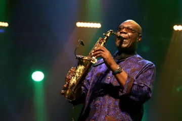 U 87. godini preminuo je legendarni saksofonist