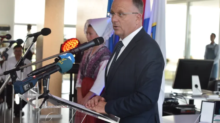 Novalja pomaže u te&scaron;kim trenucima: Poslodavcima će plaćati doprinose za radnike