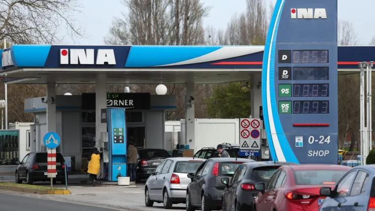 Navale na benzinske postaje - sada su one nove točke zaraze