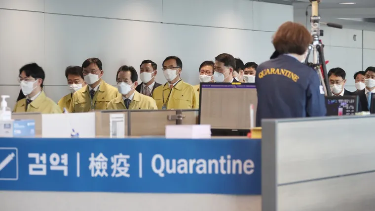 Učinili su to bez drastičnih mjera ograničavanja kretanja i izolacije