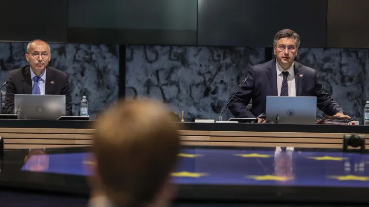 Plenković: 'Ovo je kriza bez presedana, radimo na drugom paketu mjera u borbi protiv koronavirusa'