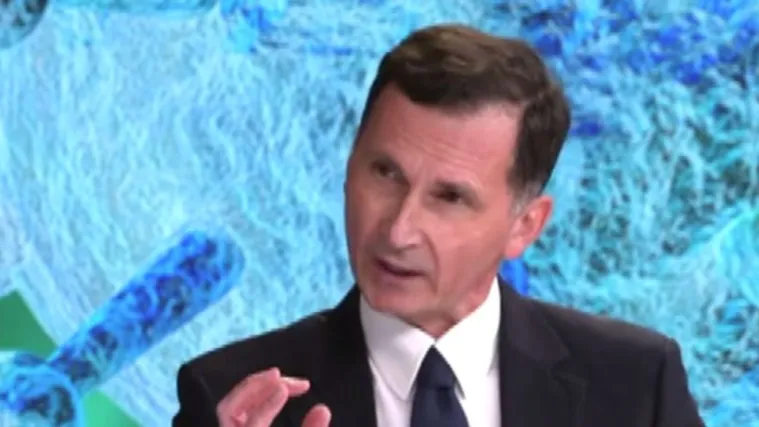 Trebamo li nositi maske i rukavice? &Scaron;to s proizvodima koje donesemo kući iz dućana?