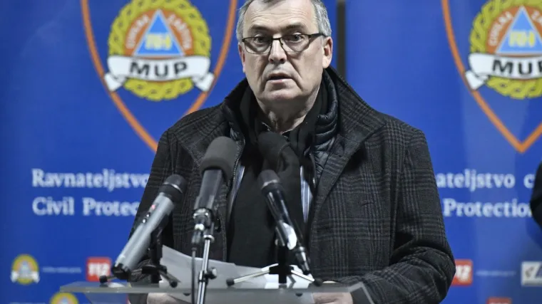 'Sad je vrijeme da početno kr&scaron;enje vidimo na brojkama, na stolu je mjera o najvi&scaron;e dvoje na otvorenom'