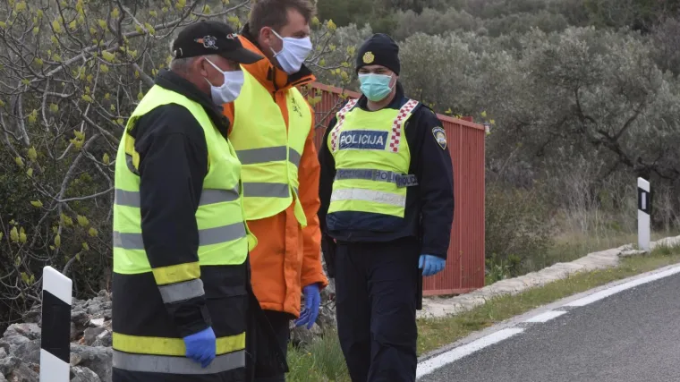 Murter je u karanteni zbog koronavirusa, a načelnik poručuje: 'Napravili smo to za ostatak Hrvatske'