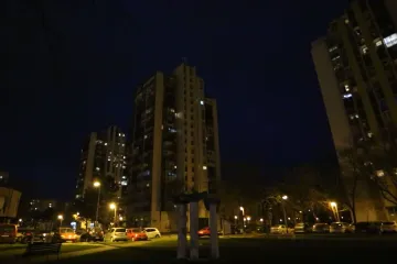 VIDEO Orila se 'Moja domovina': Građani pjesmom zahvalili svima koji se bore protiv koronavirusa